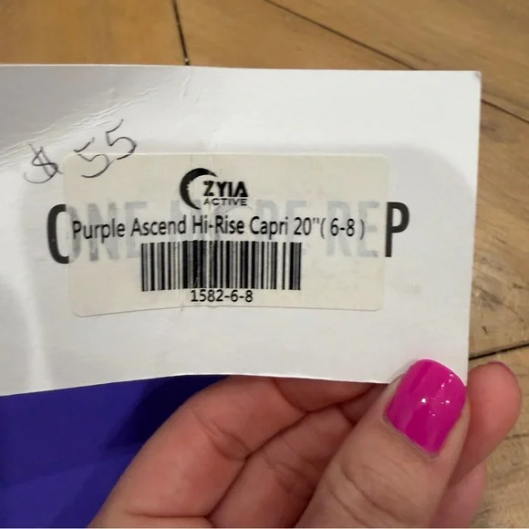 ZYIA Active Purple Ascend High-Waist Capri Leggings Size 6/8 NWT - Picture 4 of 6